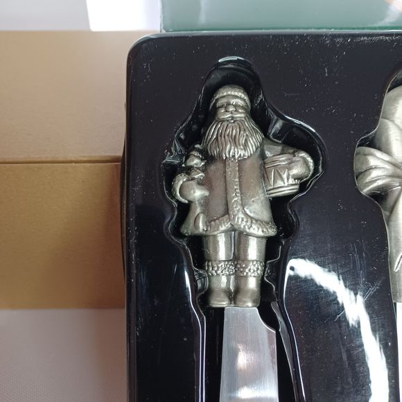 Belk Exclusive Silver Plated Set Of 4 Christmas Spreaders in Original Box - Picture 7 of 9